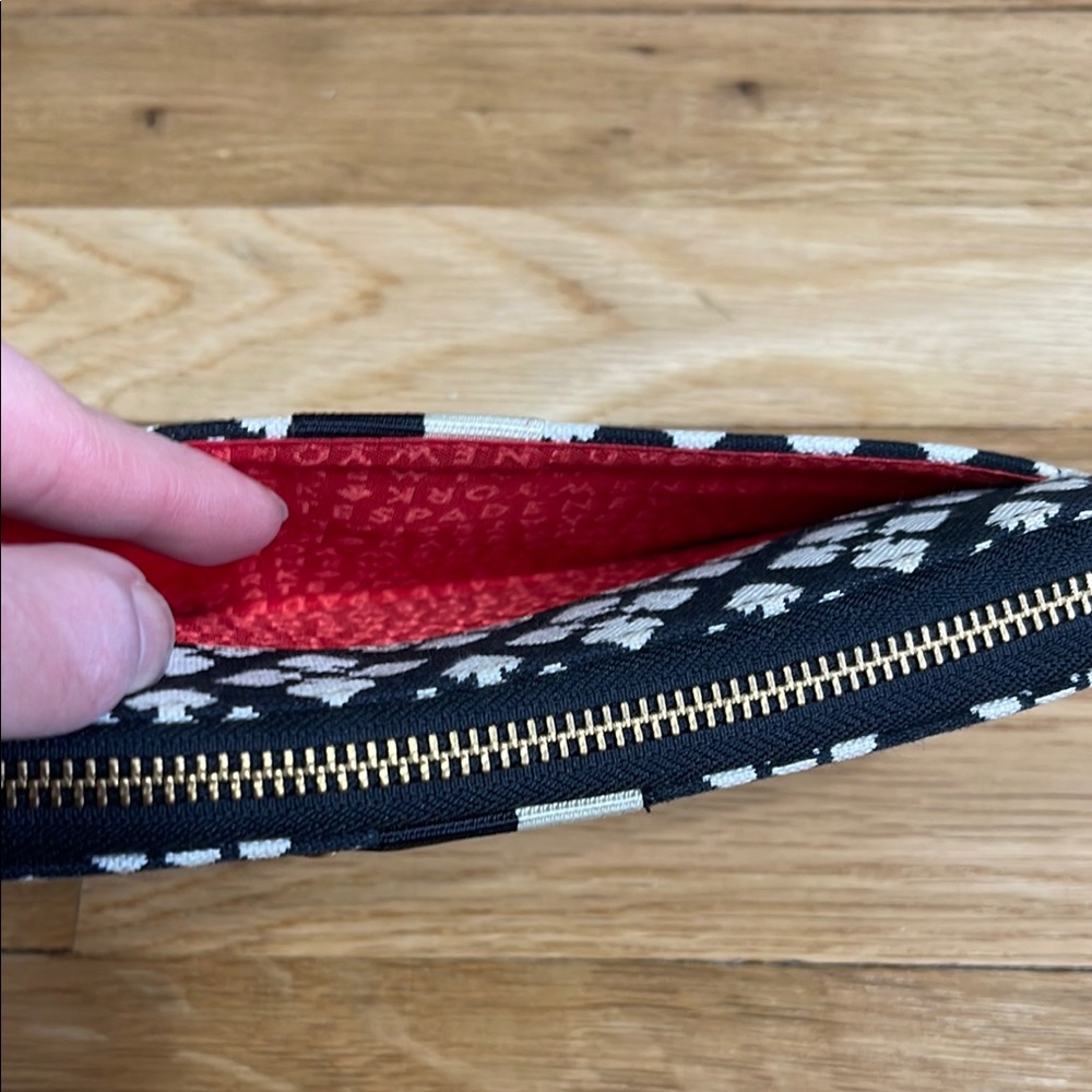Kate Spade Black and White Wallet - Picture 7 of 7